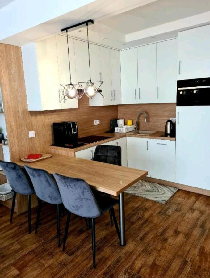 Apartament Rewal Exteriör bild